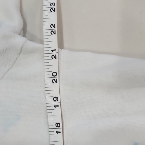 VS Pink Blue Tie Dyed 1/4 Zip Sweatshirt. Size XS. - Picture 5 of 8